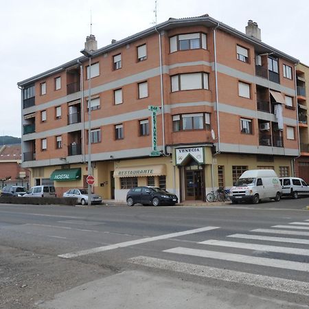Hostal Venecia Azagra Luaran gambar